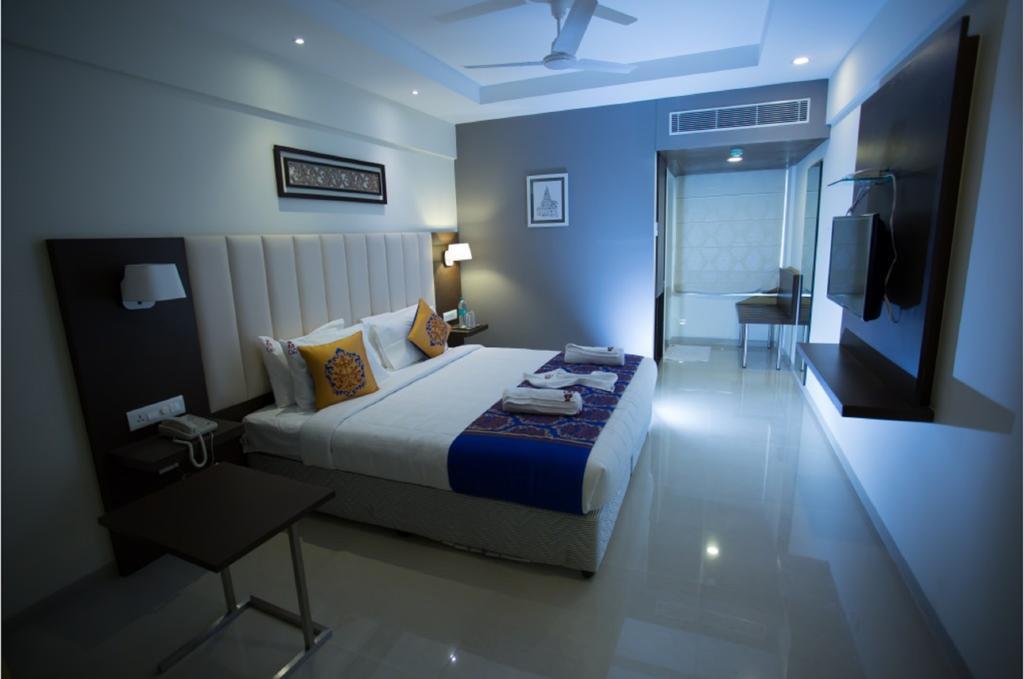 Ganpat Grand Otel Palni Dış mekan fotoğraf