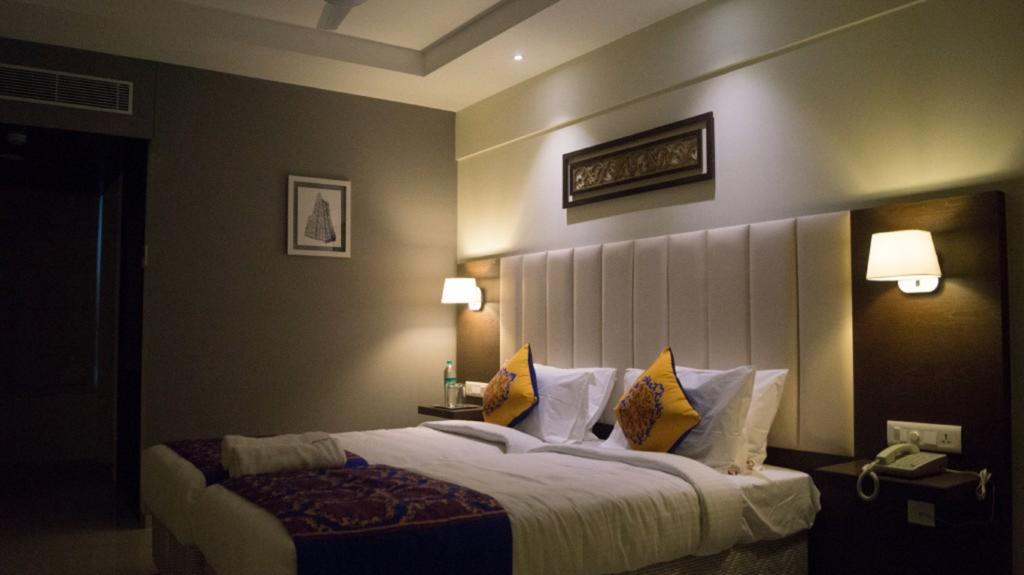 Ganpat Grand Otel Palni Dış mekan fotoğraf