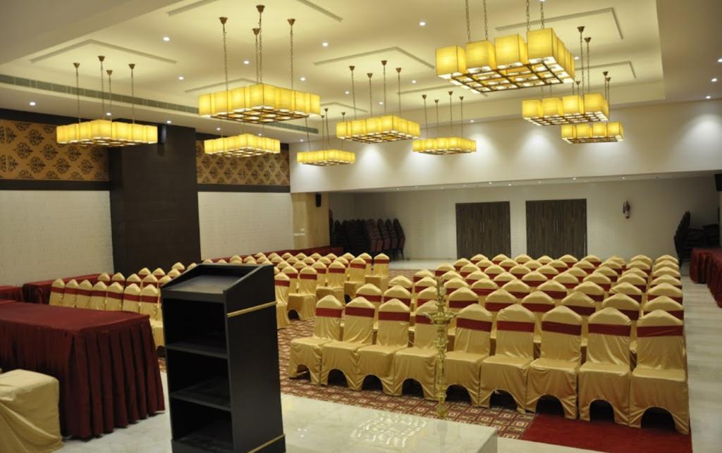 Ganpat Grand Otel Palni Dış mekan fotoğraf