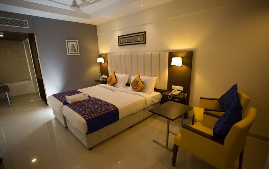 Ganpat Grand Otel Palni Dış mekan fotoğraf