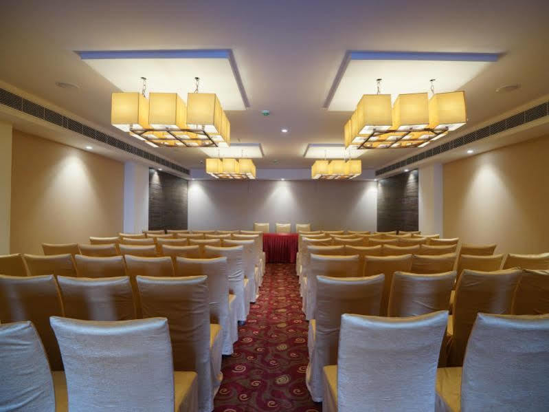 Ganpat Grand Otel Palni Dış mekan fotoğraf